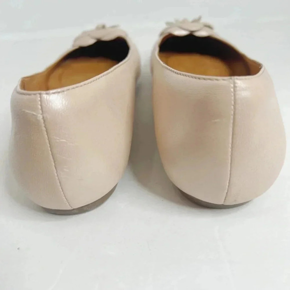 Clarks Women's Aldea Palm Champagne Leather Flower Ballet Flats Size 10 - Picture 8 of 11